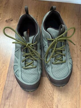 Merrell womens Green Hiking Sneakers 9.5